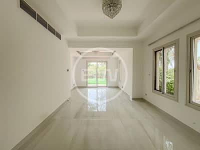 3 Bedroom Villa for Rent in The Springs, Dubai - Fully Upgraded 3E | Lake Facing | Vacant