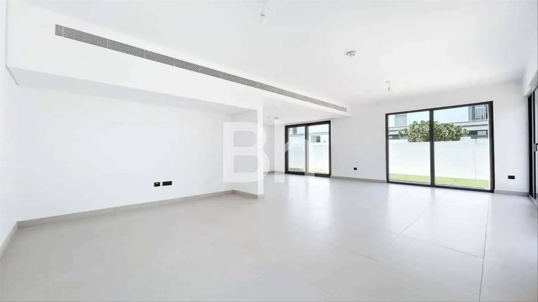 位于蒂拉尔阿尔加夫综合社区,奥拉别墅区 4 卧室的别墅 345000 AED - 12428693 位于蒂拉尔阿尔加夫综合社区,奥拉别墅区 4 卧室的别墅 345000 AED - 12428693