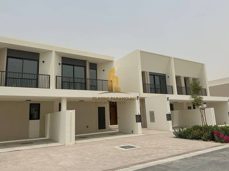 Single Row | Prime Location | Spacious layout - Image 9