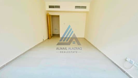 2 Bedroom Flat for Rent in Al Khan, Sharjah - IMG_3887. jpg