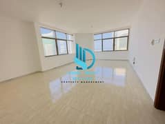 شقة في منطقة النادي السياحي 3 غرف 88000 درهم - 10090183