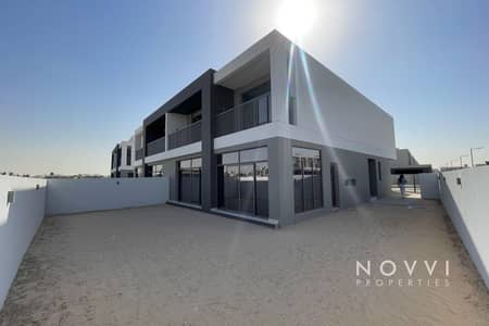 5 Bedroom Villa for Rent in Dubai South, Dubai - 5 BR plus Maids | Beachfront Villa | Luxurious