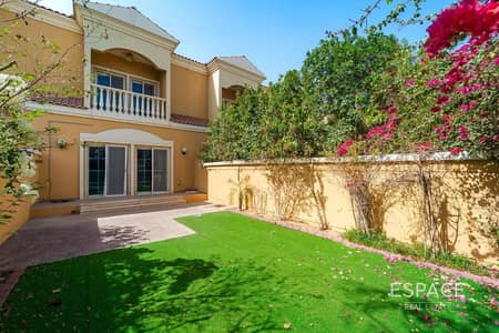 1 Bedroom Villa for Sale in Jumeirah Village Triangle (JVT), Dubai - Central Location | Close to Parks | Single Row