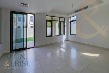 3 Bedroom Townhouse for Rent in Reem, Dubai - 3BR Plus Maid Villa | Landscaped | Corner Plot