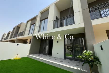 3 Bedroom Villa for Rent in Tilal Al Ghaf, Dubai - Landscaped | Available Today | Back to back