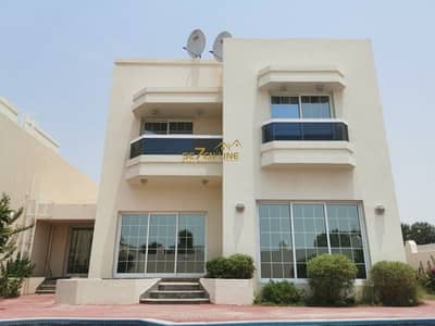 Vacant 5 Bed with Maids Room & Store Room Vacant 5 Bed with Maids Room & Store Room