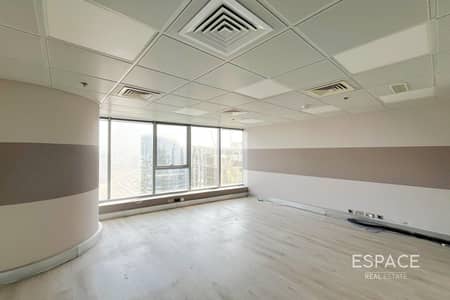 Office for Rent in Jumeirah Lake Towers (JLT), Dubai - Vacant | Prime Location | Fitted Office