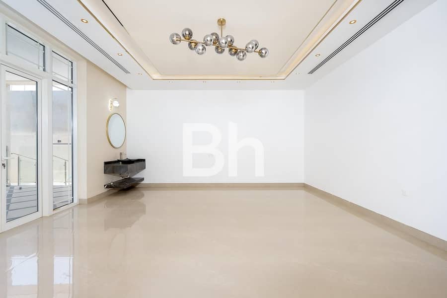 Luxury 6BR Villa | Private Pool | Prime Location - Image 12