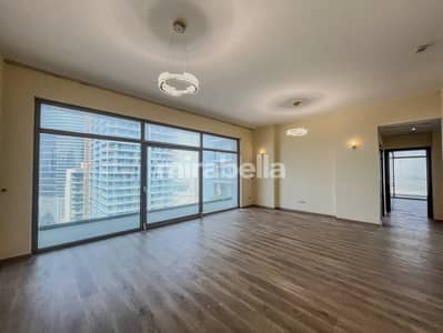 2 Bedroom Flat for Rent in Barsha Heights (Tecom), Dubai - Upgraded flooring | Vacant | Large Layout