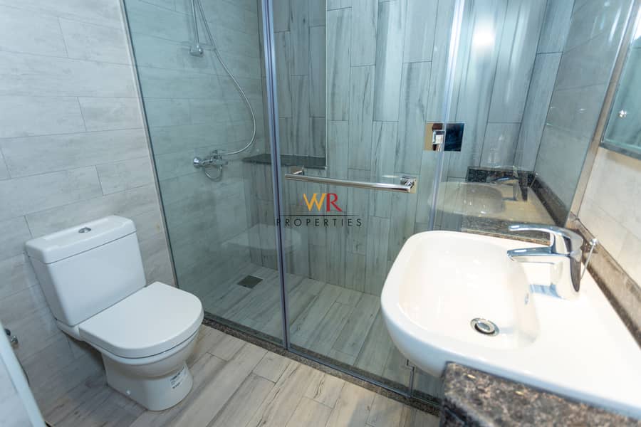 5 AWR Properties Pixels Apt. 304 Bath Room. jpg