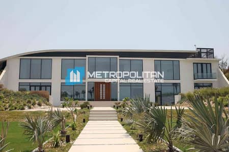 5 Bedroom Villa for Sale in Nurai Island, Abu Dhabi - Sea View | Furnished 5BR w/ Maids | Private Beach