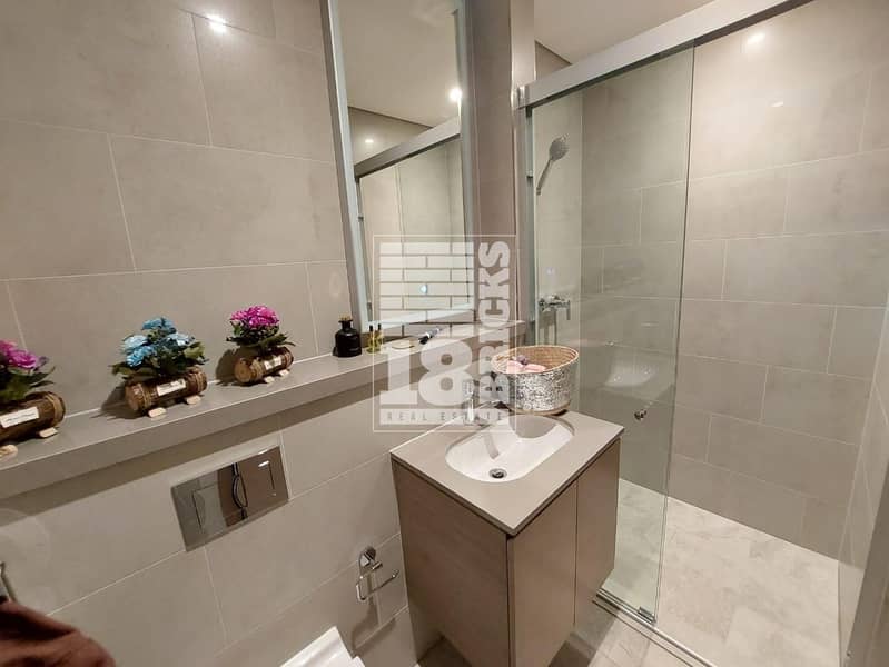 Fully Furnished | Vacant - Ready to Move In | Prime Location - Image 12