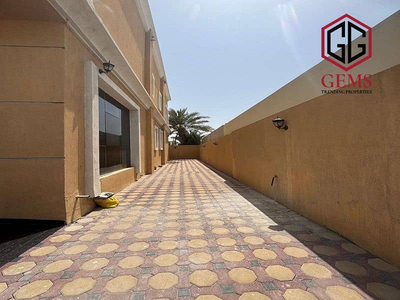 MODERN | SPACIOUS | MAIDS ROOM | LANDSCAPE GARDEN