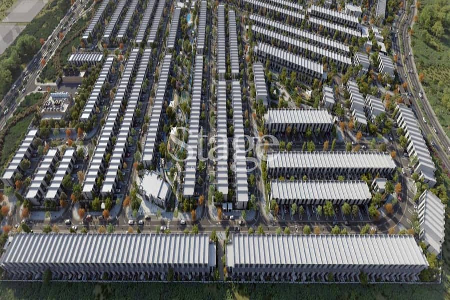 Spacious 4BR | Private Garden | Modern Living - Image 10