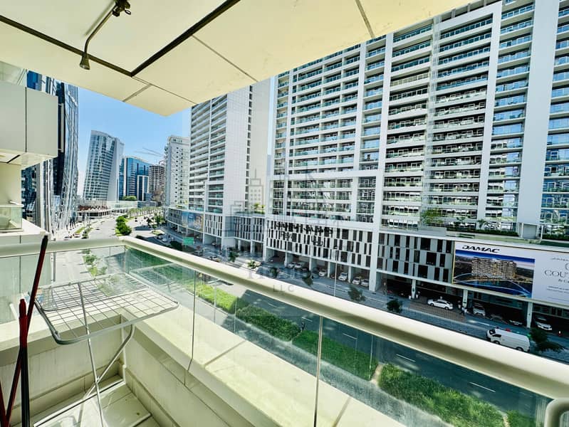 Elegant 1BR With all Bills| Close to Dubai Mall - Image 31