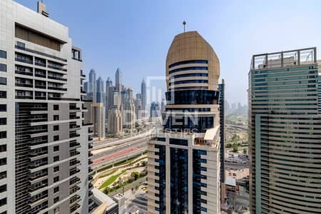 2 Bedroom Flat for Rent in Jumeirah Lake Towers (JLT), Dubai - Close to Metro | Maids Room | Marina View