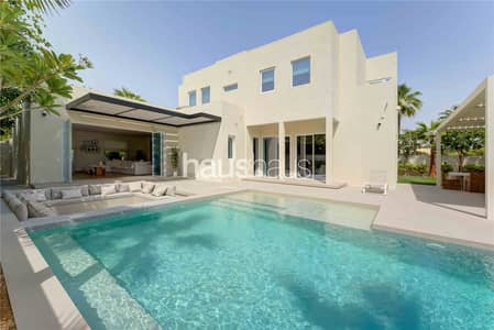 5 Bedroom Villa for Sale in Arabian Ranches, Dubai - Smart and Luxurious Living | 5 bed plus maids