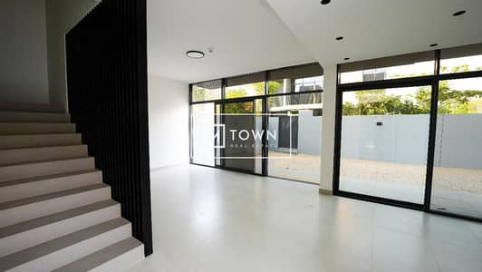 4 Cпальни Таунхаус Продажа в Тилал Сити, Шарджа - IMG-20241108-WA0021. jpg