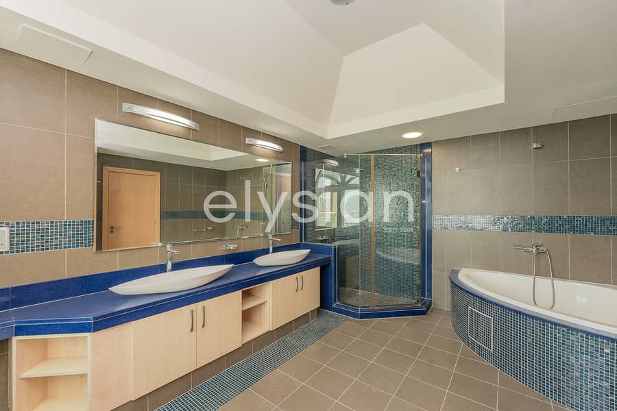 Stunning Penthouse I Sea Views I Vacant - Image 13