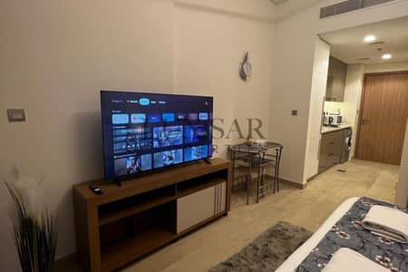 استوديو  للبيع في الجداف، دبي - شقة في كريك فيوز باي عزيزي (فرهاد عزيزي ريزيدنس)،مدينة دبي الطبية المرحلة 2،الجداف 780000 درهم - 12444023