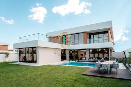 5 Bedroom Villa for Sale in Sharjah Garden City, Sharjah - RESALE! Ready to move -10000sqf-private pool .