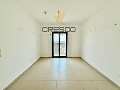 1 Bedroom Flat for Rent in Town Square, Dubai - Community View | Spacious | Open Kitchen