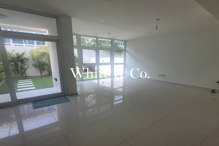 3 Bedroom Townhouse for Rent in DAMAC Hills 2 (Akoya by DAMAC), Dubai - Landscaped Garden | Prime Location | 3B+M