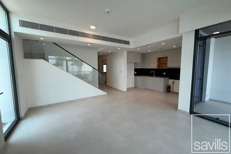 4 Bedroom Townhouse for Sale in Arabian Ranches 3, Dubai - Corner Unit | Central Park | Close to Pool