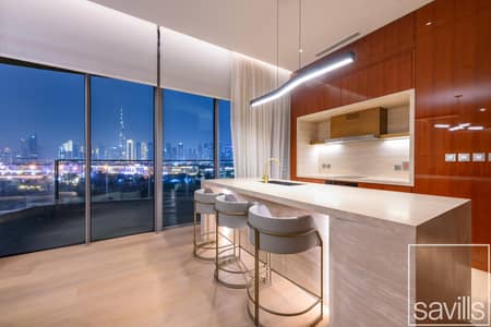 4 Bedroom Flat for Rent in Jumeirah, Dubai - Fully Furnished | Full Floor | Skyline View