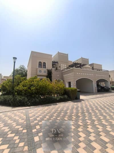 فیلا 4 غرف نوم للايجار في مدن، دبي - 341aeb7e-3a6f-435a-ab25-fc9847738523. jpg
