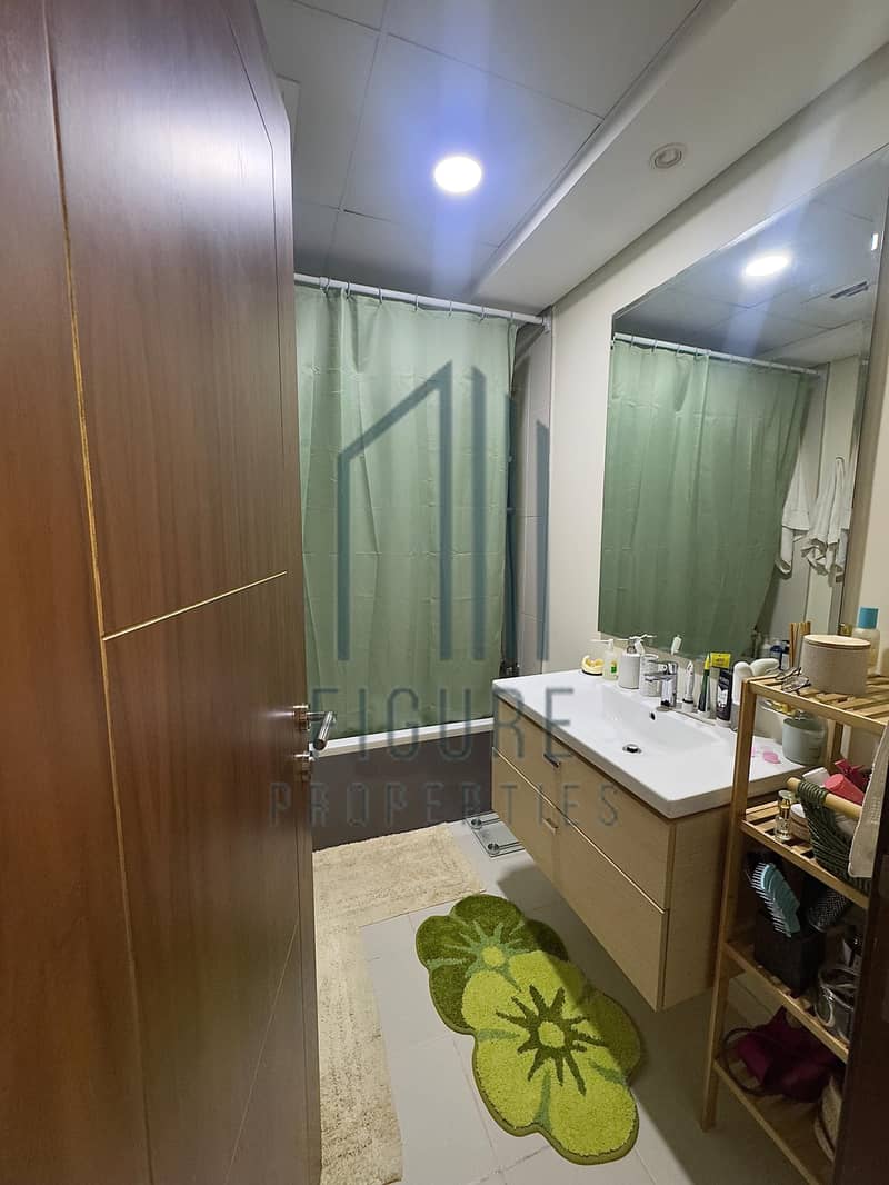 Simi Furnished 1BR | Ready to move in | Corner unit - Image 14