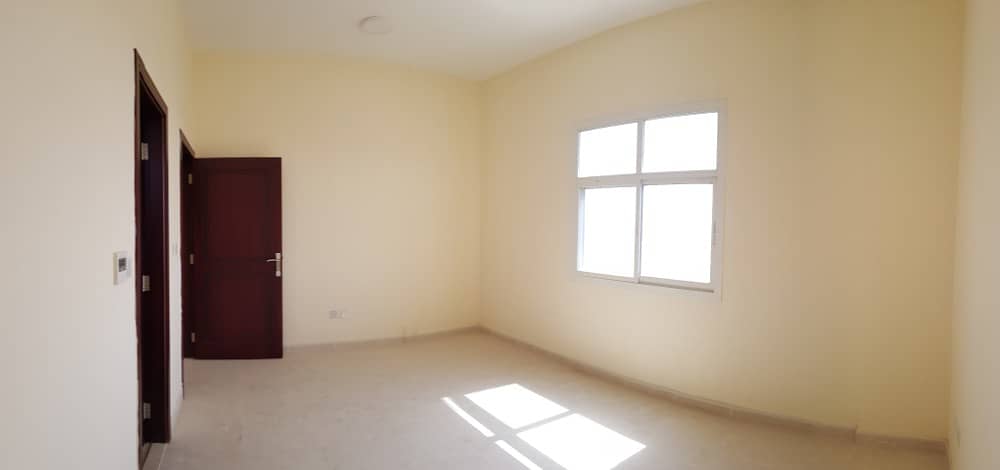 spacious 1bhk with 2 washrooms for rent in rawdha 3 on the main road for just aed 21000/year