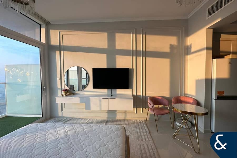 High Floor | Golf Views | Furnished | Balcony