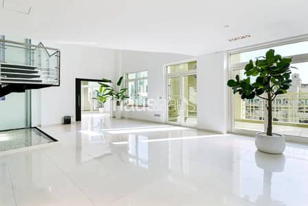 4 Bedroom Penthouse for Sale in Palm Jumeirah, Dubai - Upgraded | Duplex Penthouse | Vacant