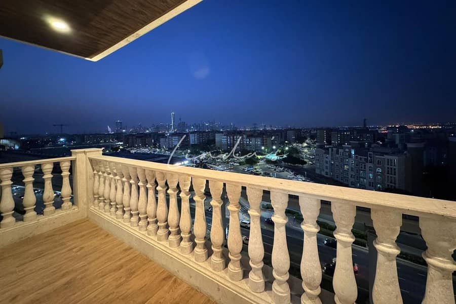 Flexible Cheque | Ideal for Families | Near Metro