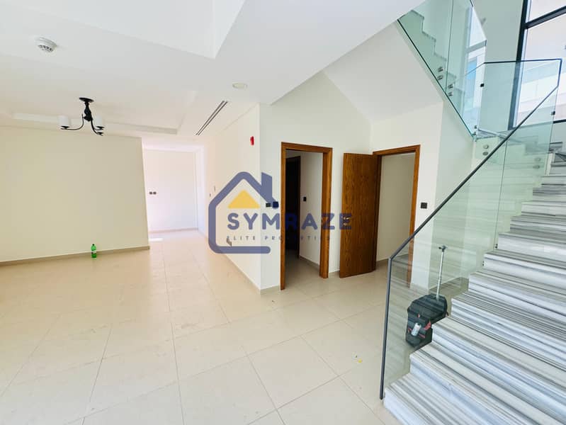 LUXURIOUS 4-BEDROOM MODERN VILLA WITH PRIVATE POOL - Image 7