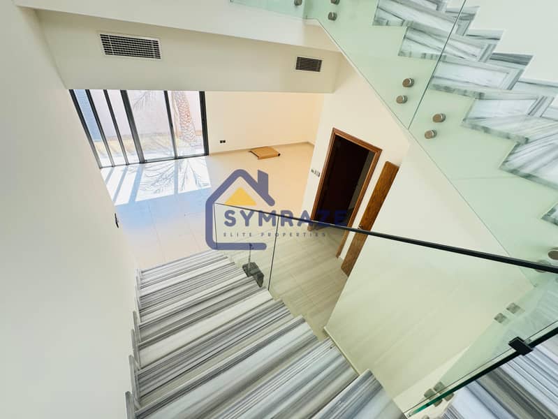 LUXURIOUS 4-BEDROOM MODERN VILLA WITH PRIVATE POOL - Image 9