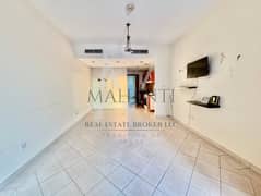 READY TO MOVE SPACIOUS UNIT LAKE VIEW WITH PARKING