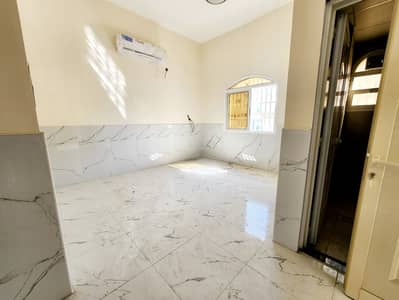 استوديو  للايجار في مويلح، الشارقة - 20250205_113441. jpg