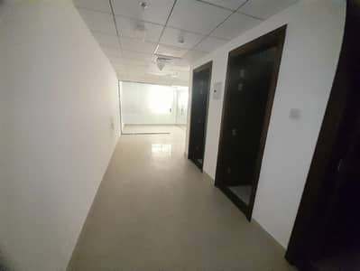 Офис в аренду в улица Аль Вахда, Шарджа - 20250716_132741. jpg