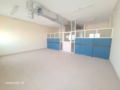 مکتب  للايجار في المنطقة الصناعية، الشارقة - 20250730_160843. jpg