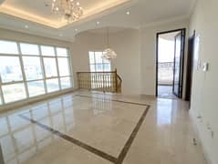 فیلا في حوشي 7 غرف 170000 درهم - 12267266