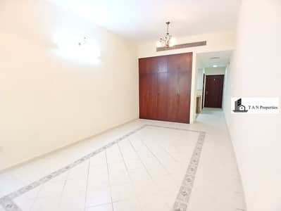Studio for Rent in Bur Dubai, Dubai - 20250807_164803. jpg