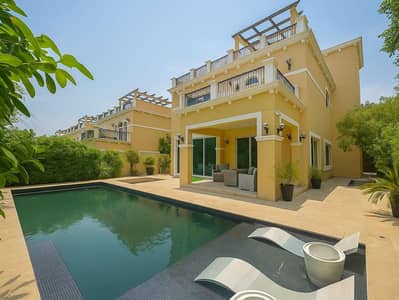 4 Bedroom Villa for Rent in Jumeirah Park, Dubai - Landscaped | Close to Amenities | Vacant