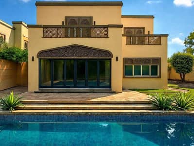 فیلا 4 غرف نوم للايجار في جميرا بارك، دبي - فیلا في الحي 7،جميرا بارك 4 غرف 550000 درهم - 12449674
