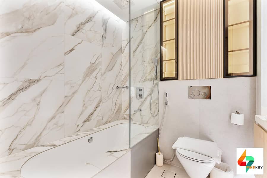 ALL INCLUSIVE & NO EXTRA CHARGES! Brand new / Fully Furnished / Marina Views - Image 12