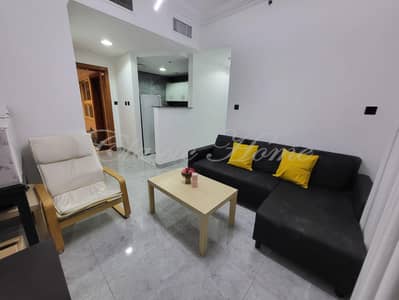 شقة 1 غرفة نوم للايجار في دبي مارينا، دبي - licing room siofa. jpg