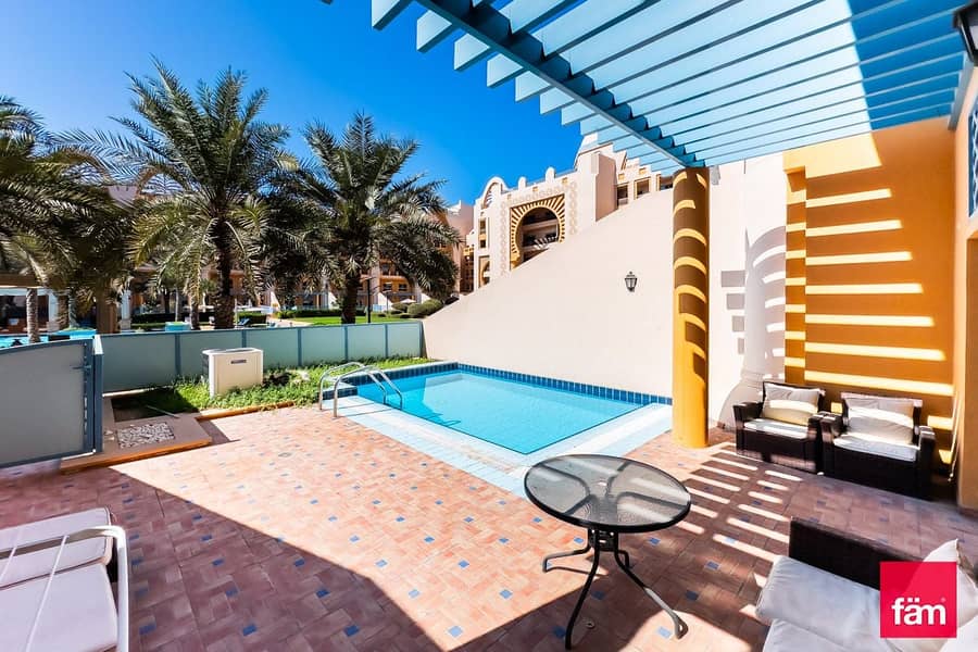 位于朱美拉棕榈岛，新月城，萨拉伊公寓 3 卧室的公寓 350000 AED - 12454150