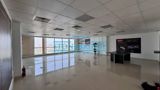 مکتب  للايجار في أبراج بحيرات الجميرا، دبي - WhatsApp Image 2025-04-11 at 4.33. 05 PM (1). jpeg