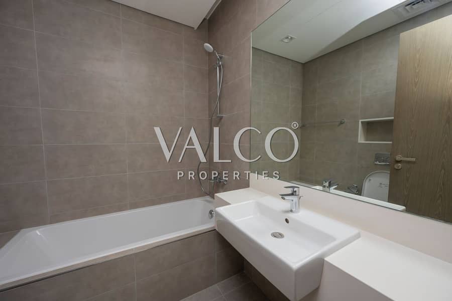 Full Lagoon View | Vacant | Corner Unit - Image 12